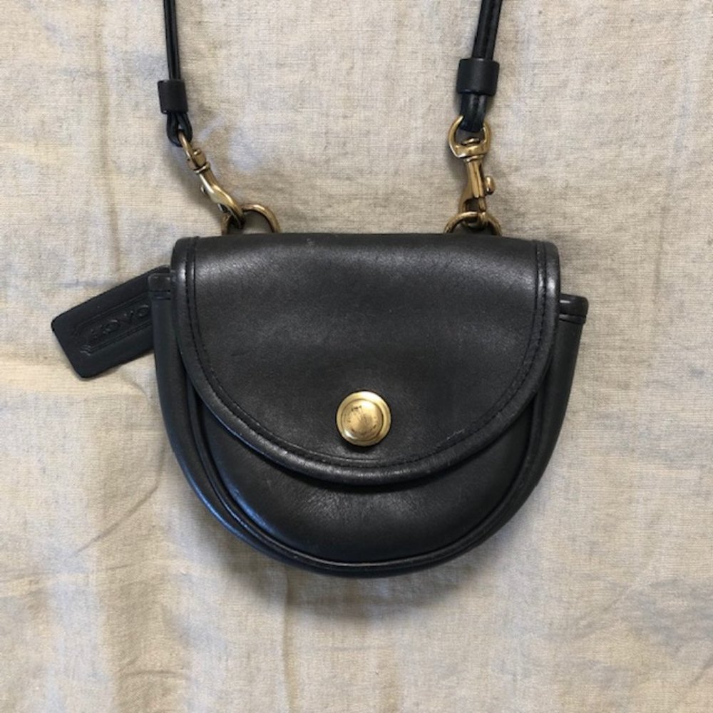 Vintage Coach Black mini crossbody bag
